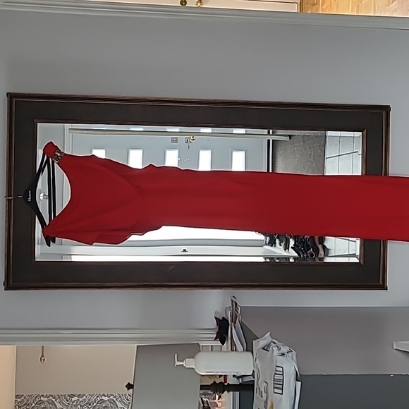 Beautiful Red Full length dress with shawl detail size 4 - Picture 3 of 6